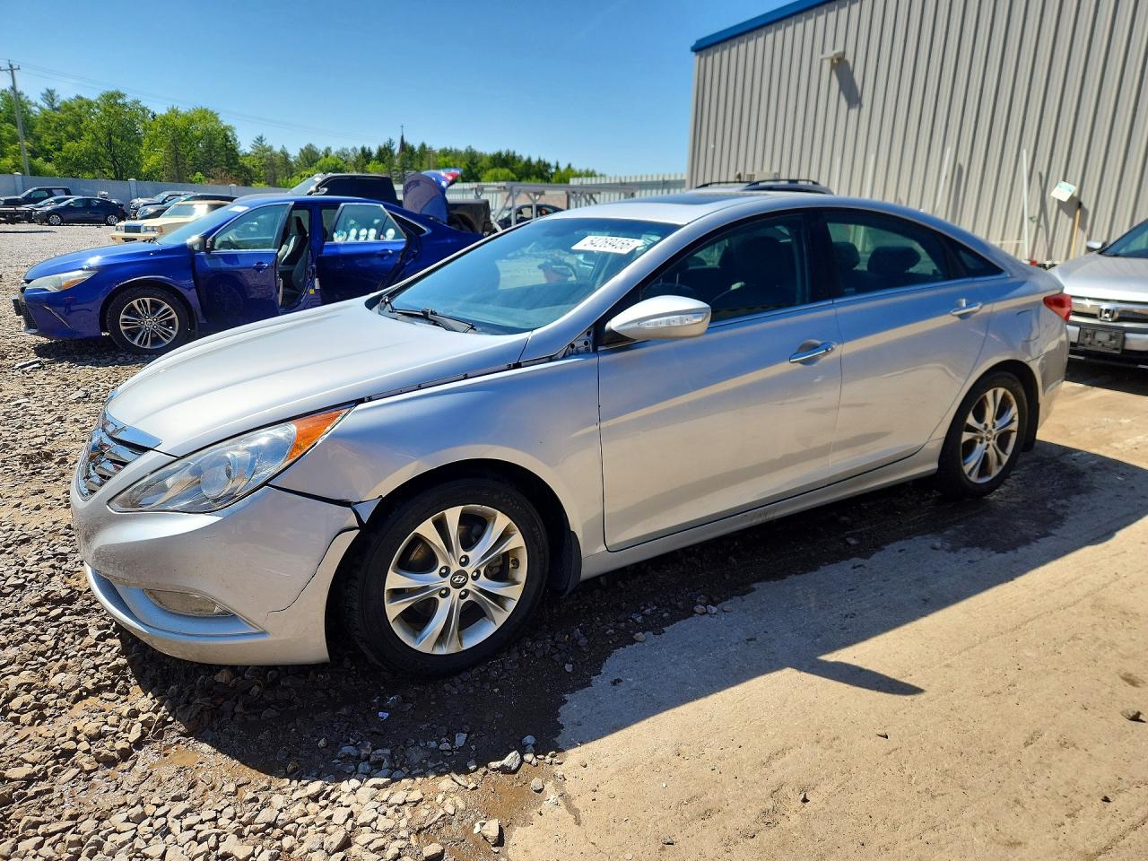 Salvage Hyundai SONATA Image
