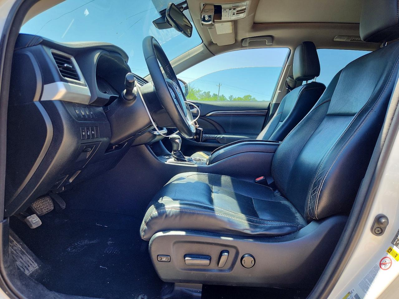 Toyota Highlander Limited Platinum
