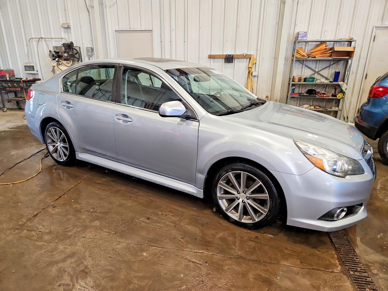 Subaru Legacy 2.5i Sport
