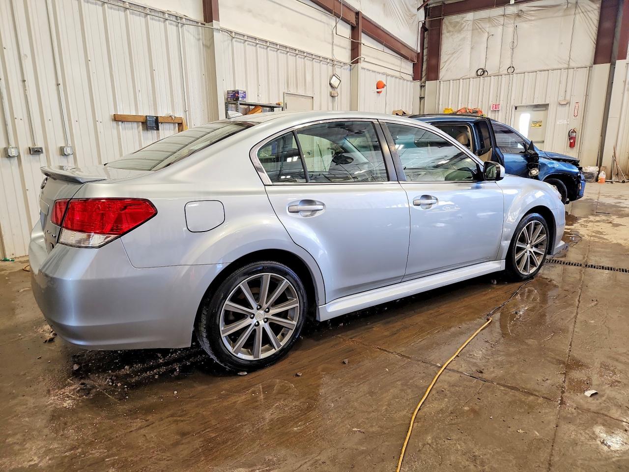 Subaru Legacy 2.5i Sport