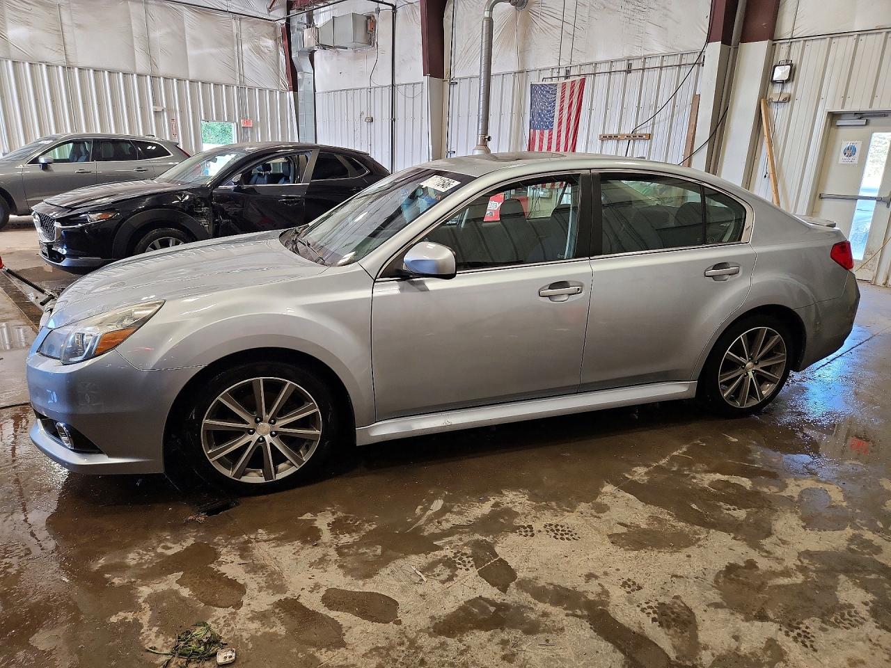 Salvage Subaru Legacy Image