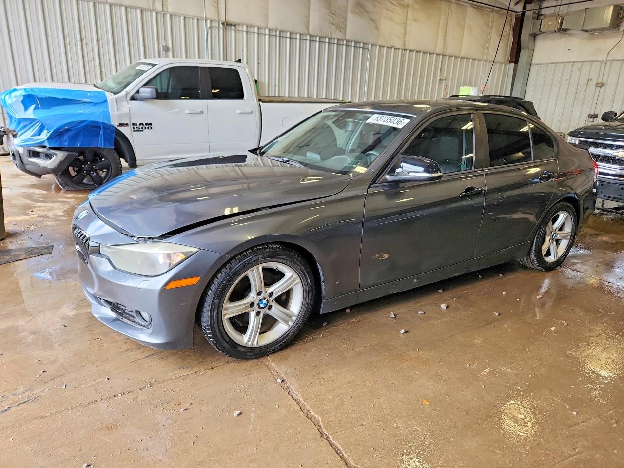 Salvage BMW 3 Series Image