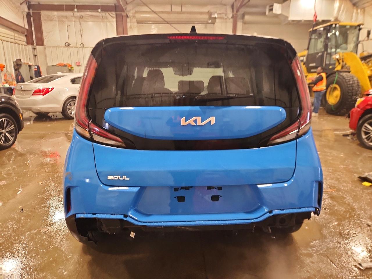 Kia Soul Lx