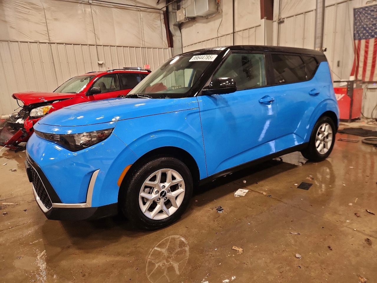 Salvage Kia Soul Image