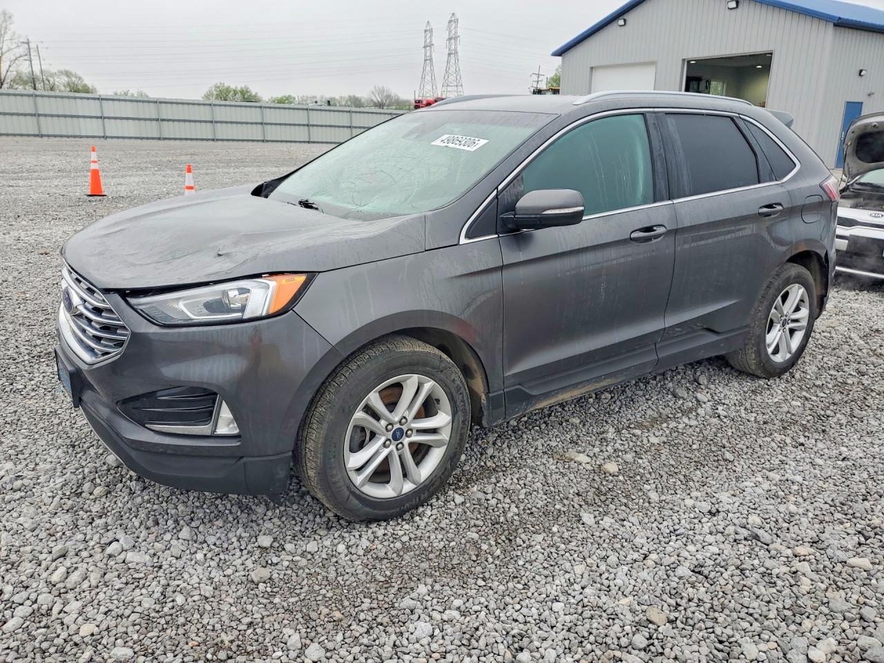 Salvage Ford Edge Image