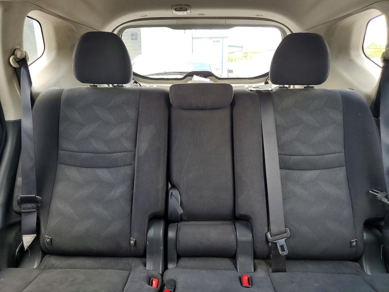 Nissan Rogue S