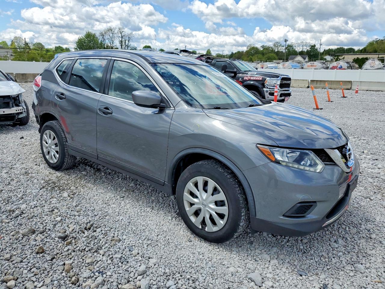 Nissan Rogue S