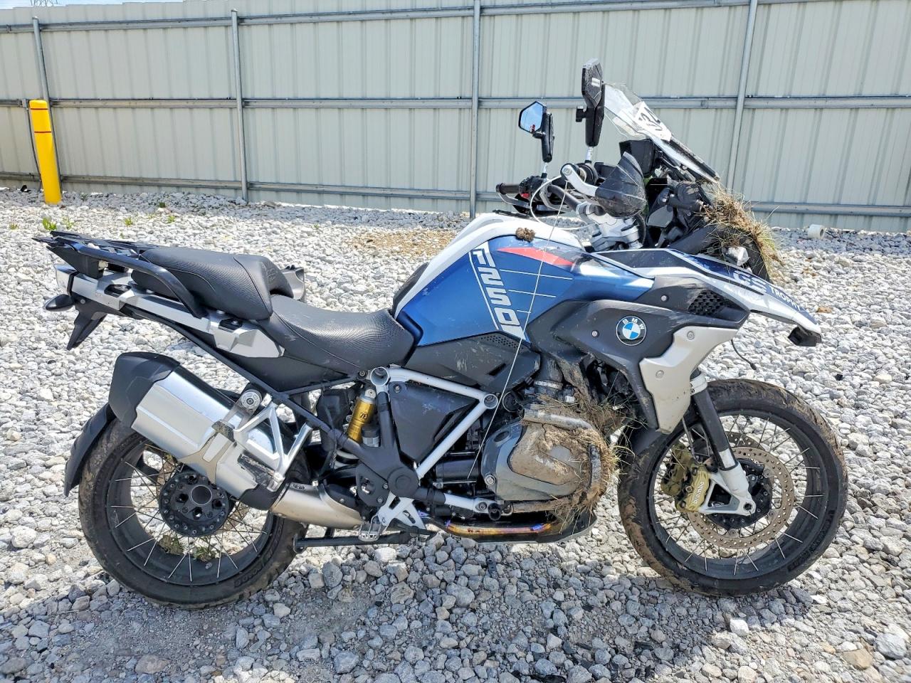 Salvage BMW M Series Image