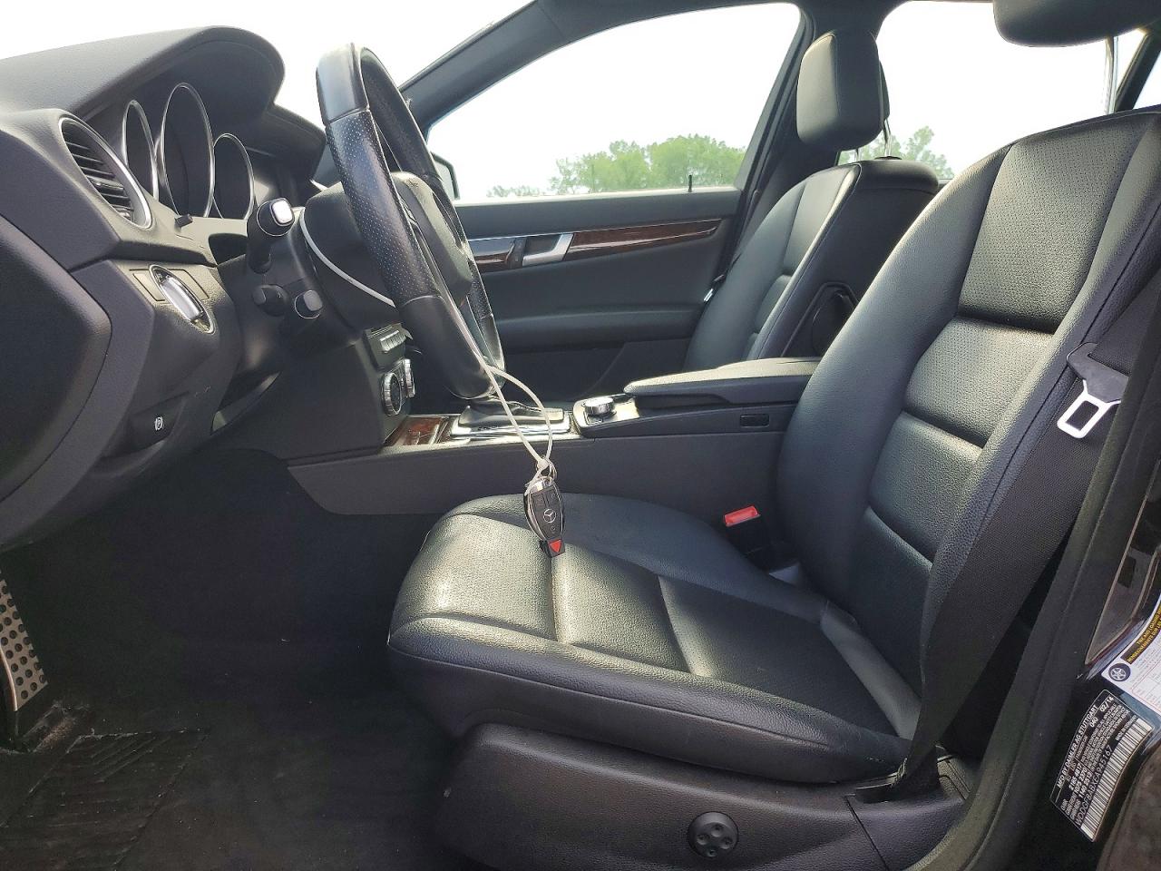 Mercedes-Benz C-Class 300 4matic