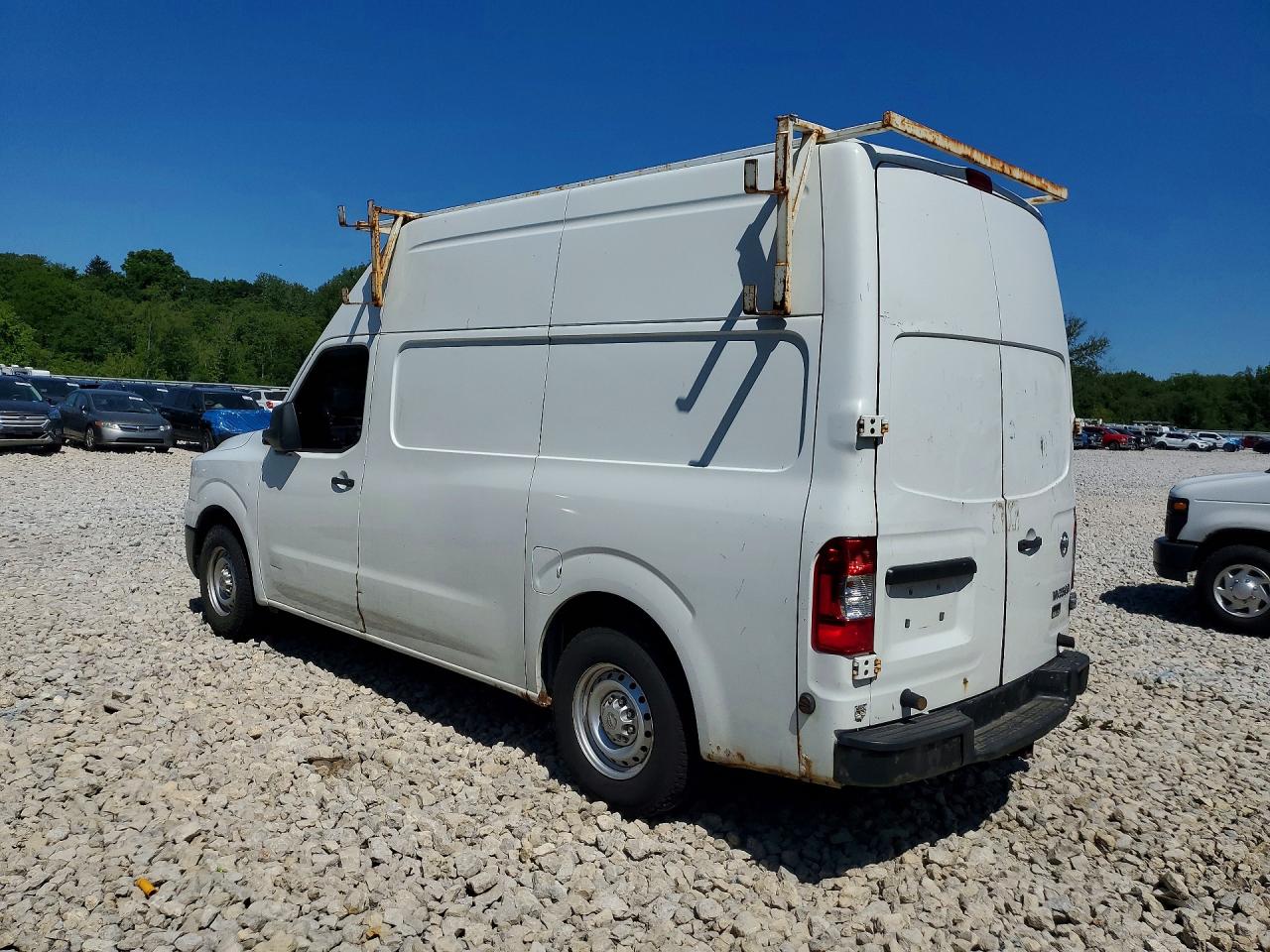 Nissan Nv 2500