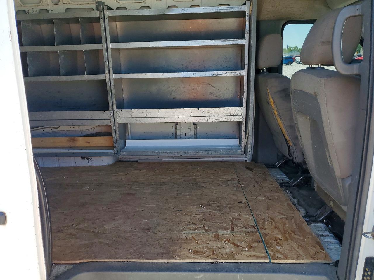 Nissan Nv 2500