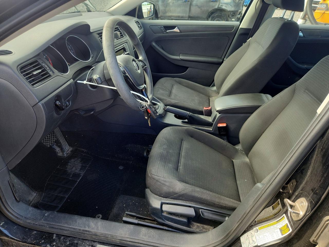 Volkswagen Jetta S