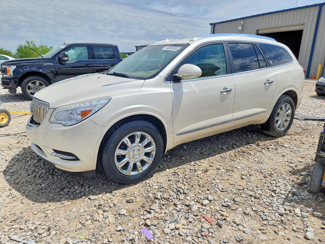 Salvage Buick Enclave Image