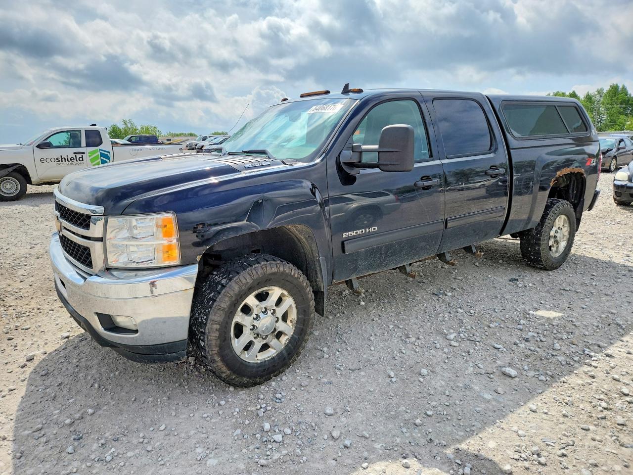 Salvage Chevrolet Silverado Image