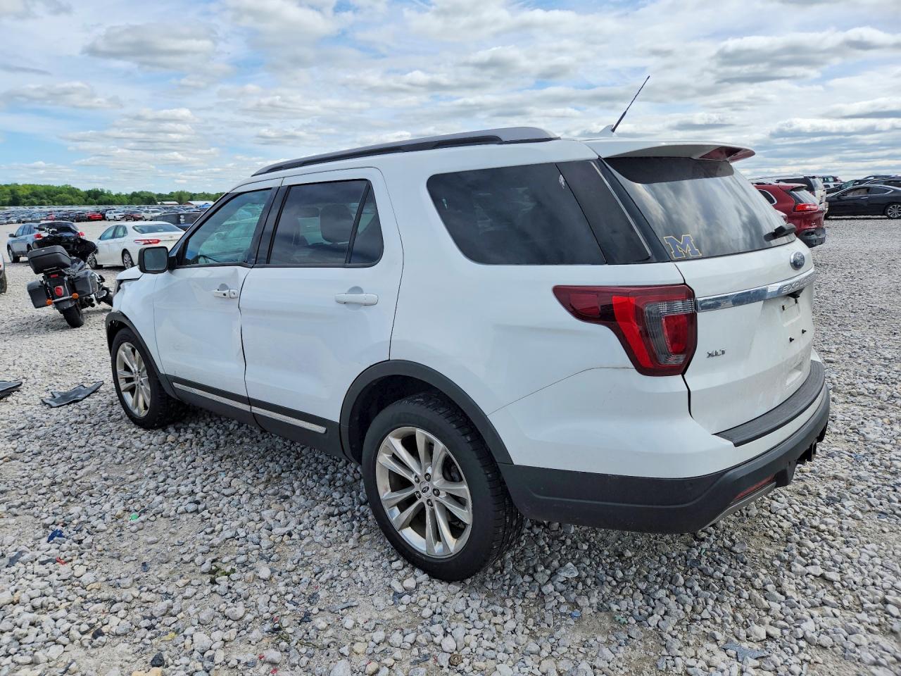Ford Explorer Xlt