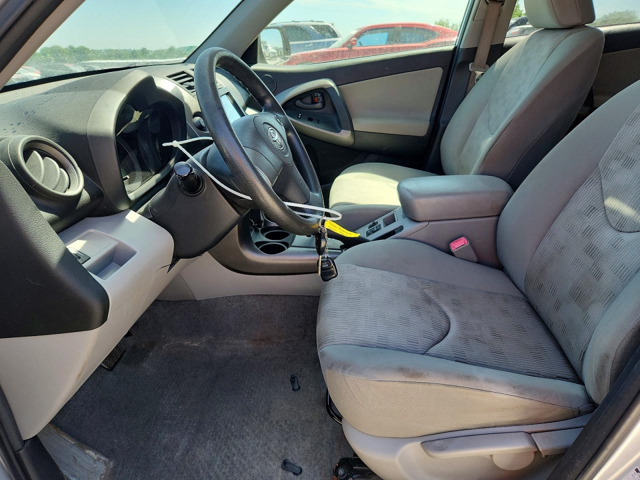 Toyota RAV4 Base