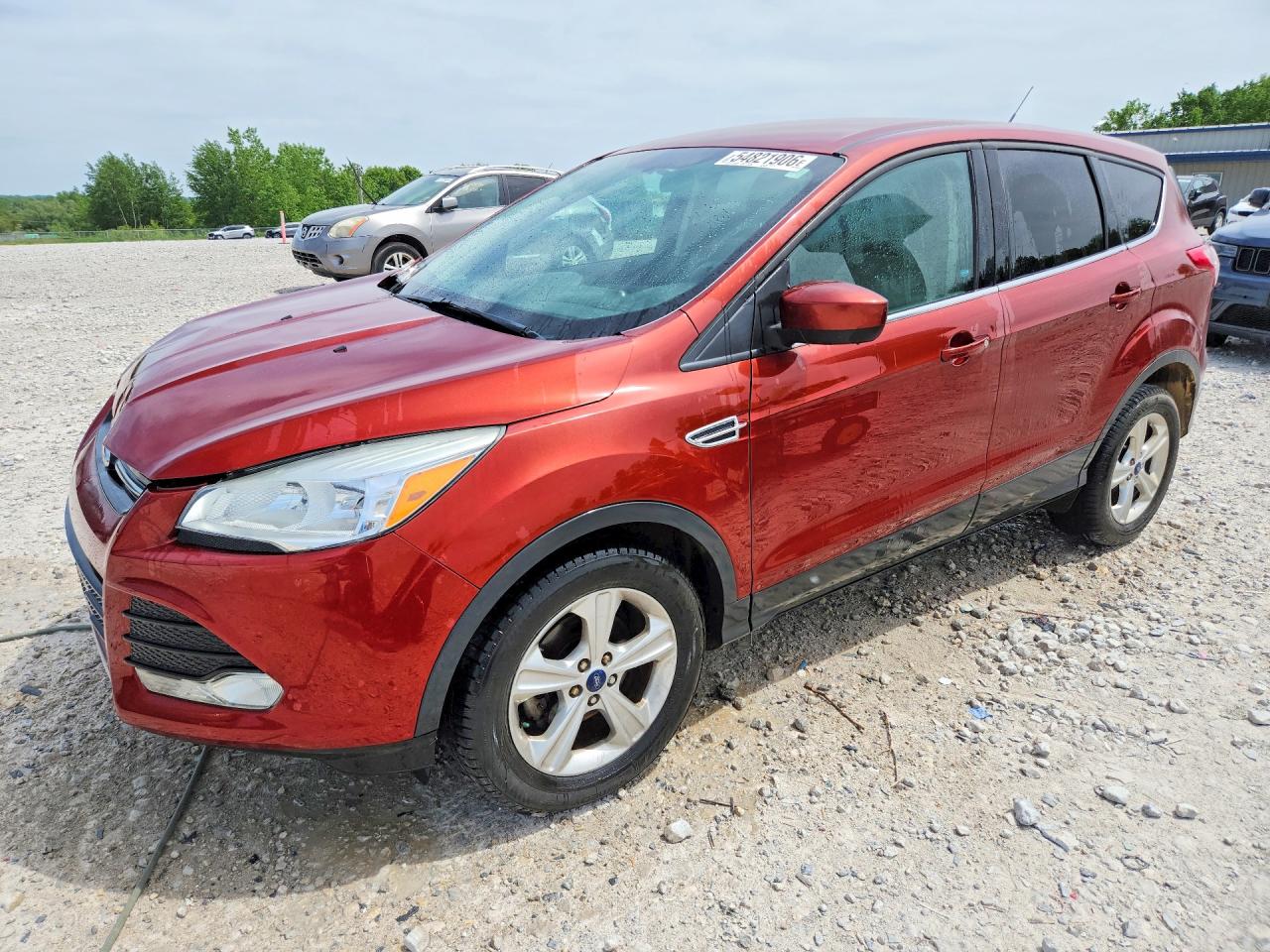 Salvage Ford Escape Image