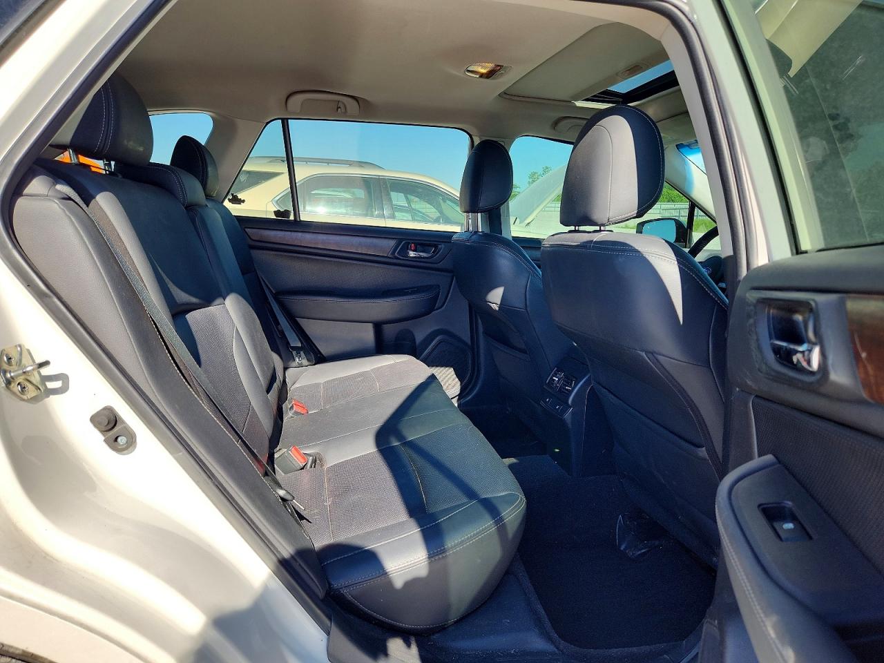 Subaru Outback 2.5i Limited