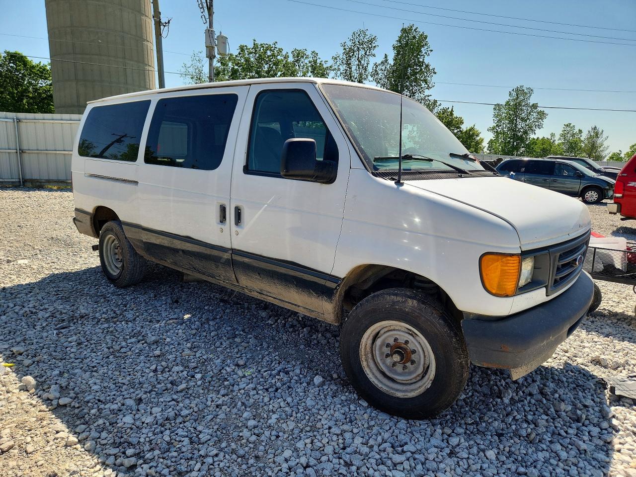 Ford Econoline E350 Super Duty Wagon