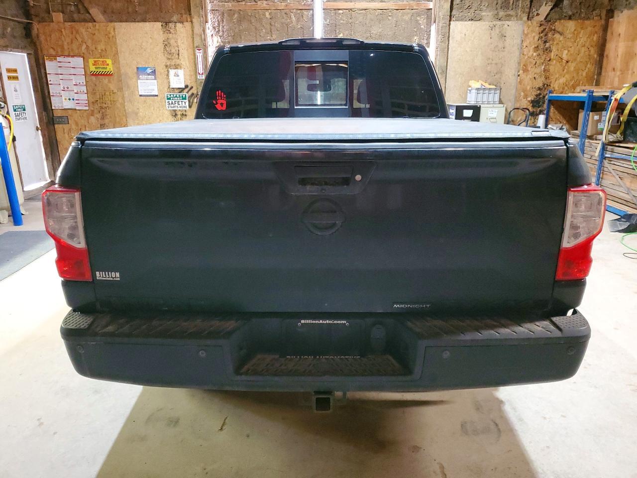 Nissan Titan S