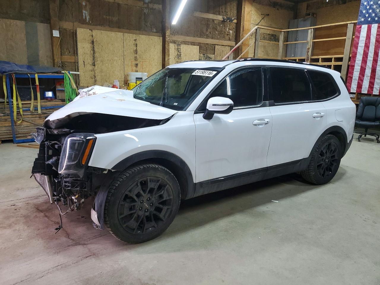 Salvage Kia Telluride Image