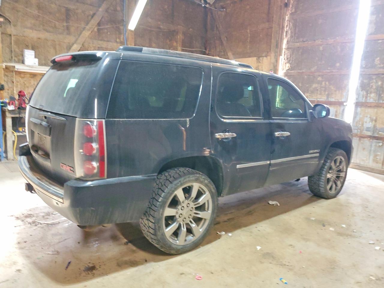 GMC Yukon Denali