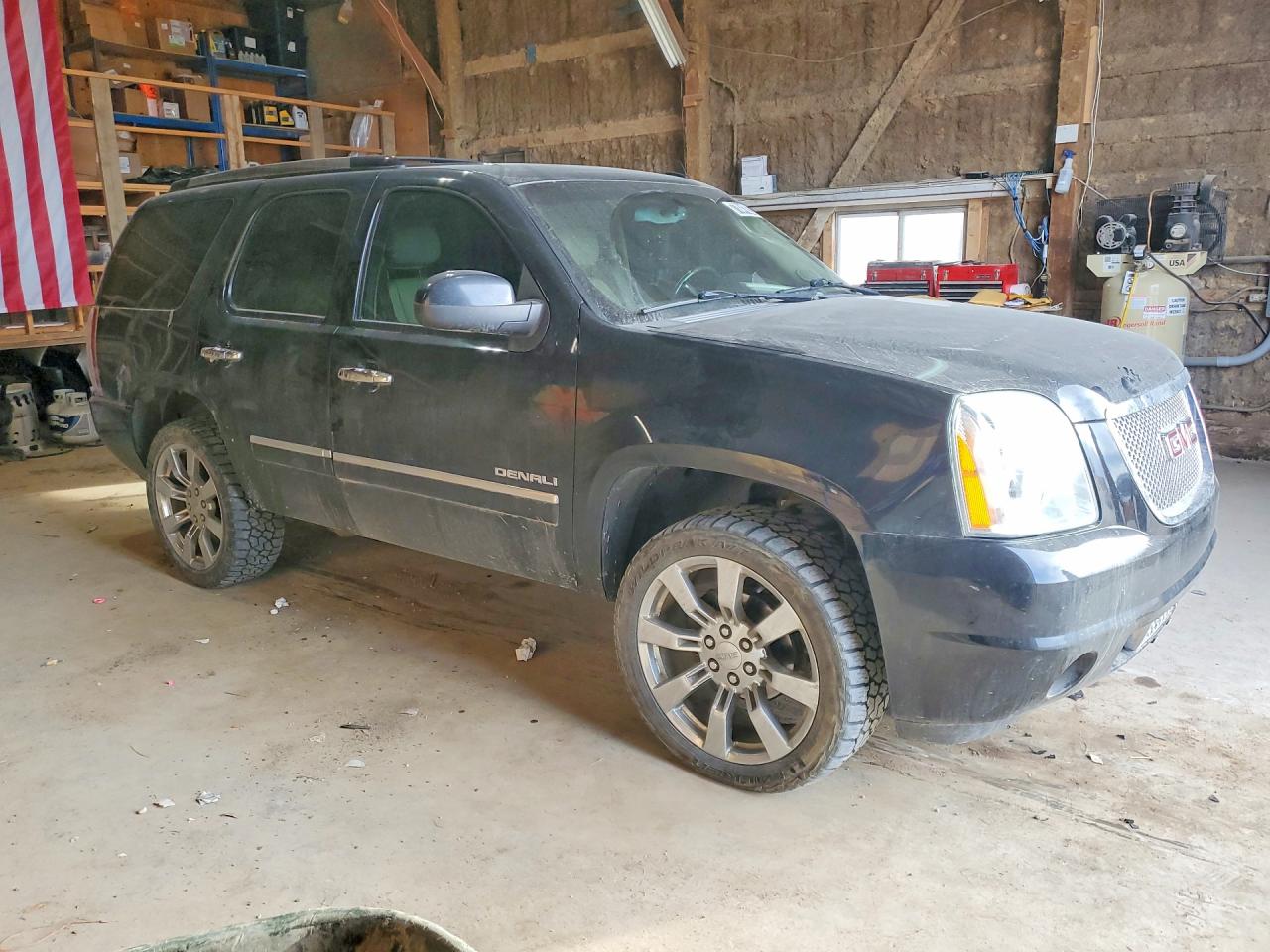 GMC Yukon Denali