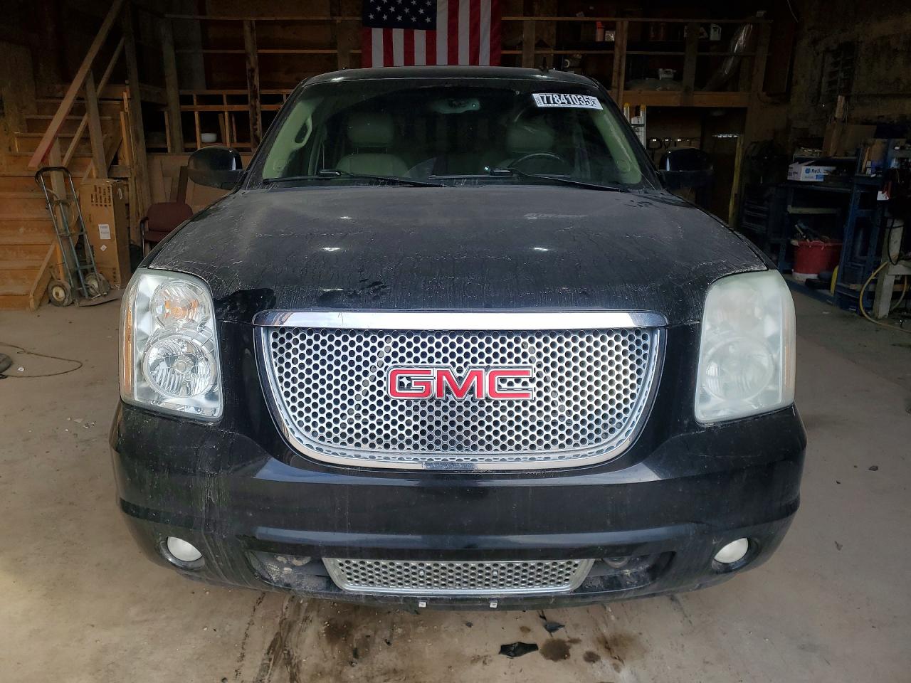 GMC Yukon Denali