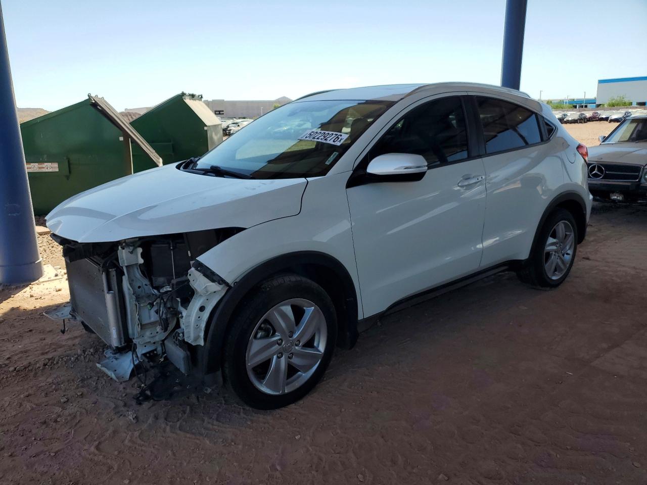 Salvage Honda HR-V Image
