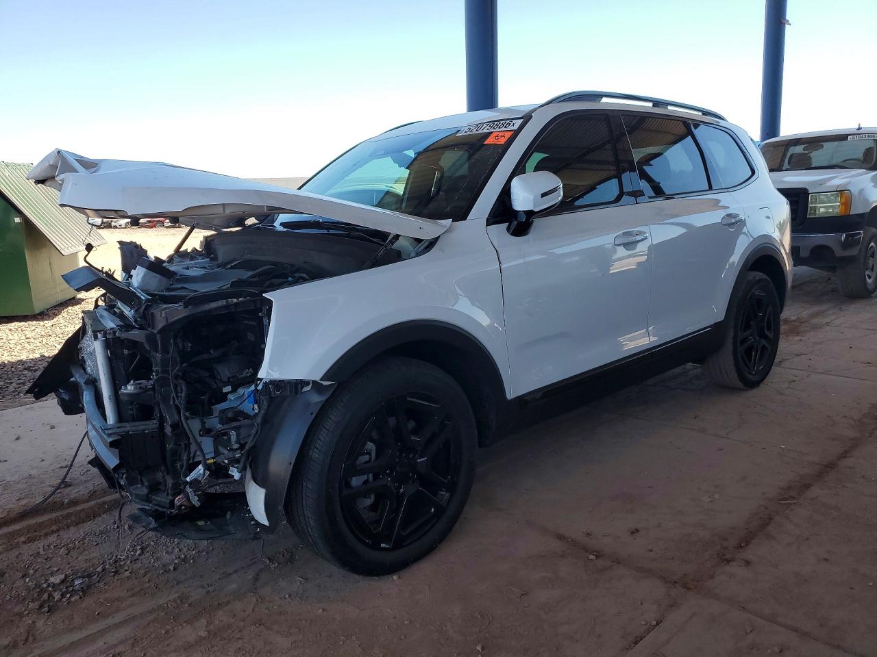 Salvage Kia Telluride Image