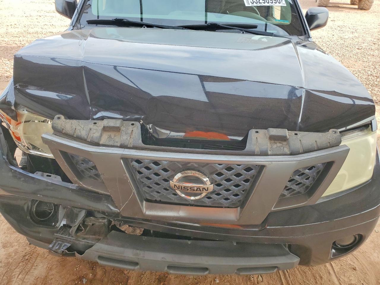 Nissan Frontier Sv V6