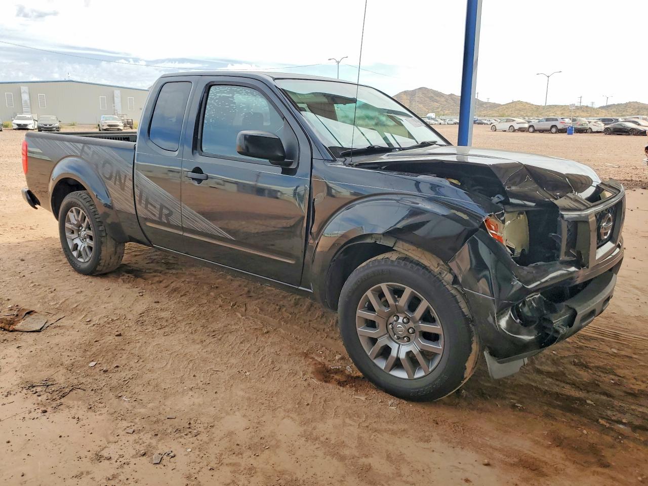 Nissan Frontier Sv V6