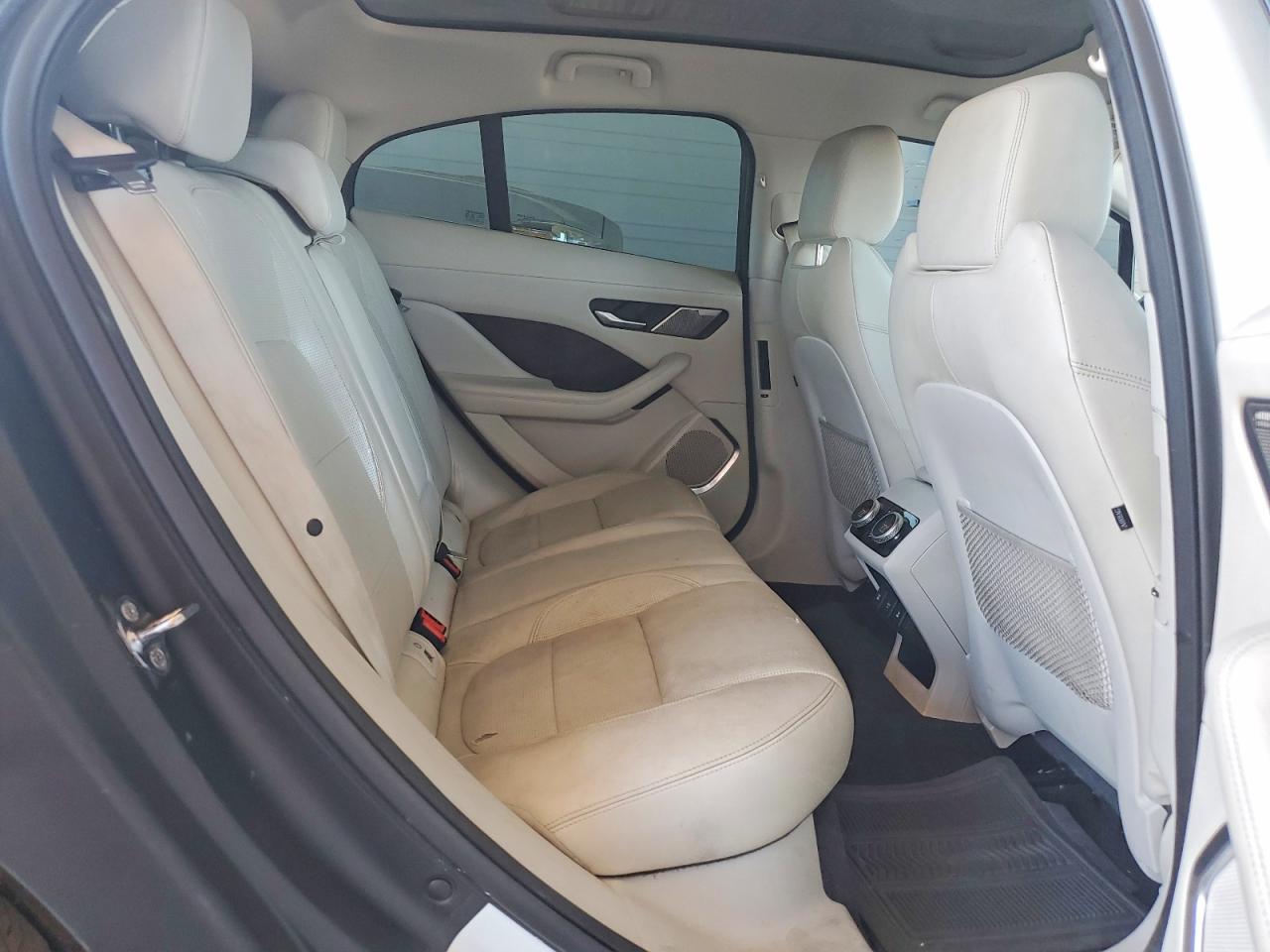 Jaguar I-PACE S