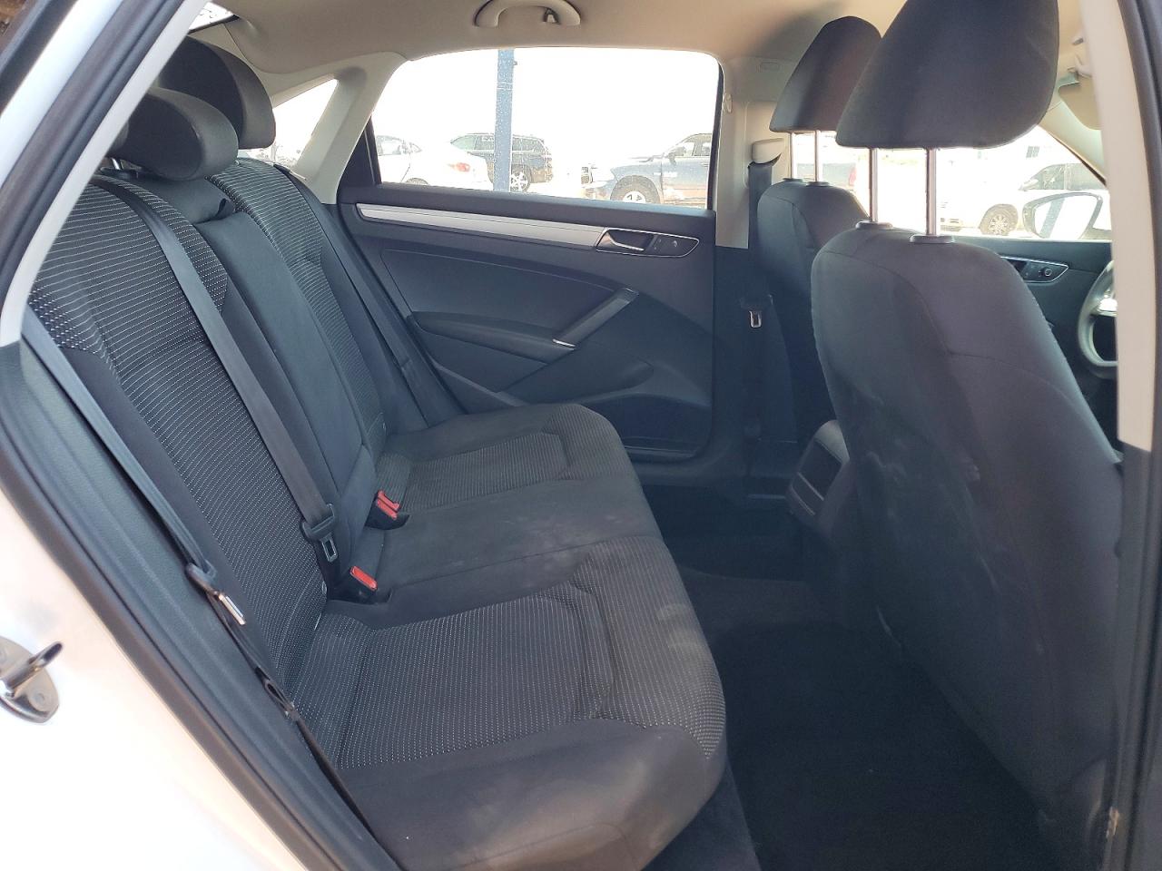 Volkswagen Passat S