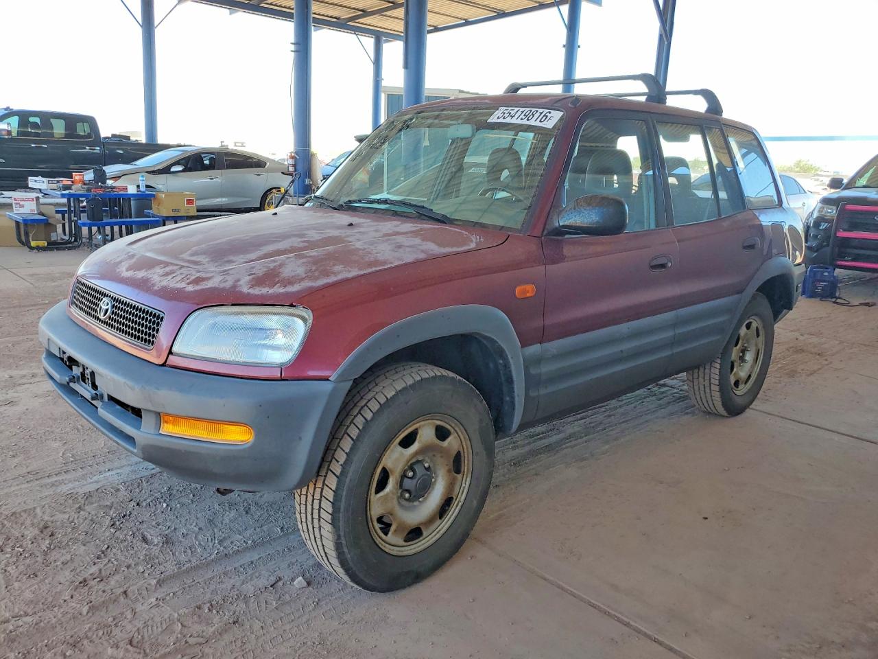 Salvage Toyota RAV4 Image