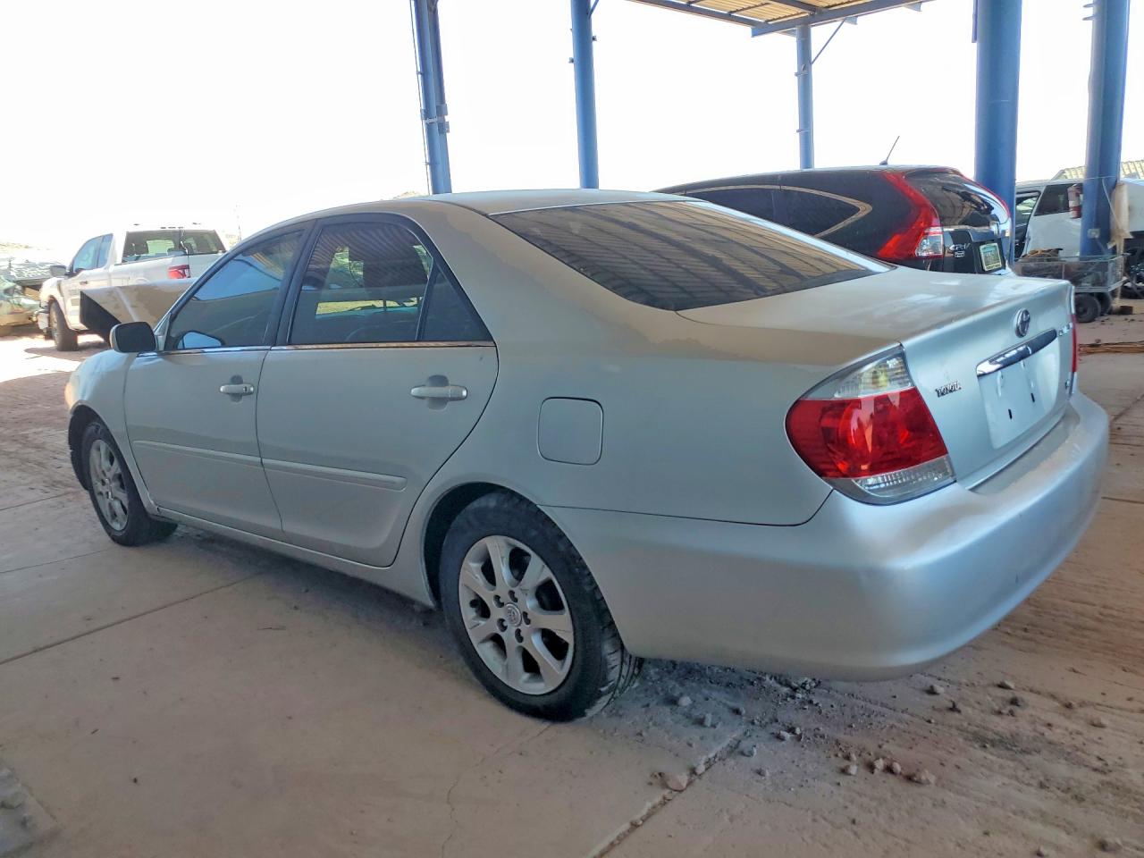 Toyota Camry Xle V6