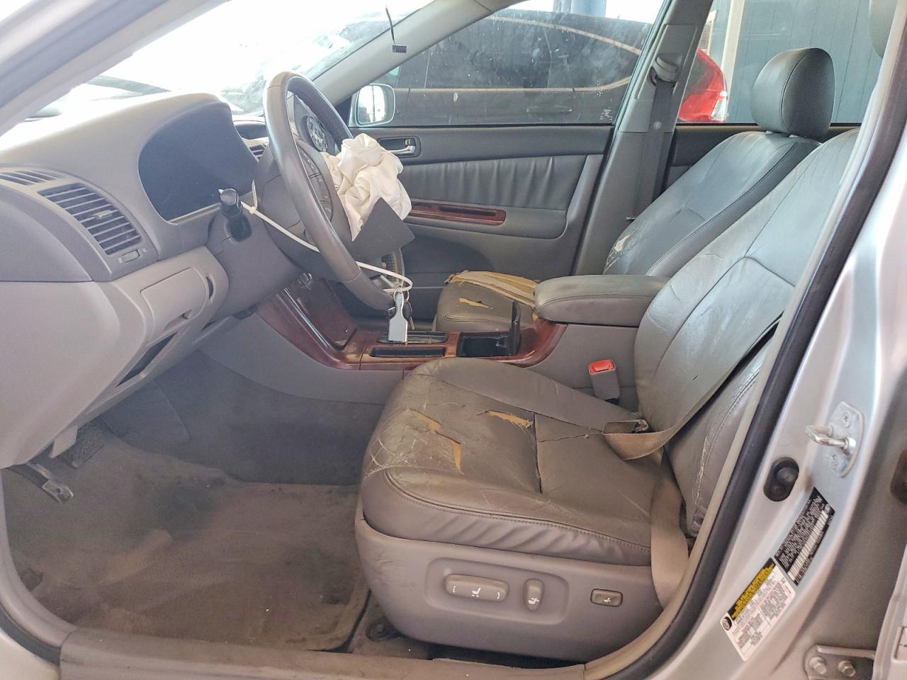 Toyota Camry Xle V6