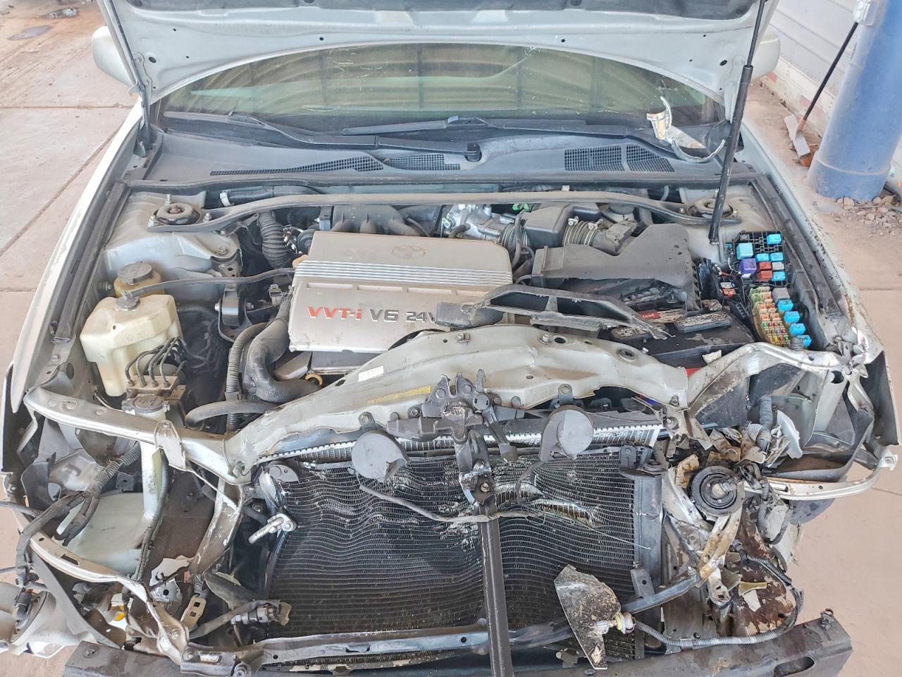 Toyota Camry Xle V6