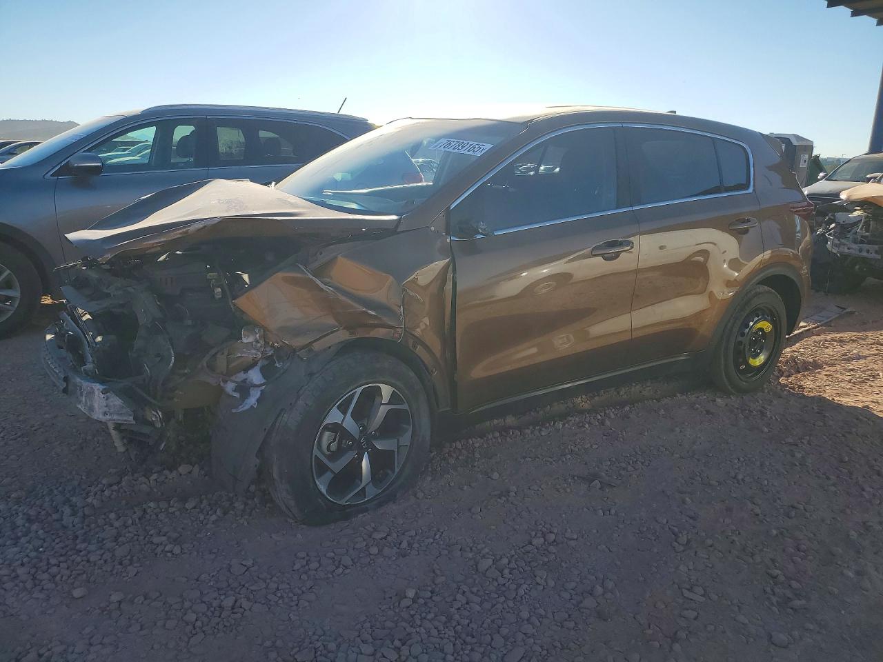 Salvage Kia Sportage Image