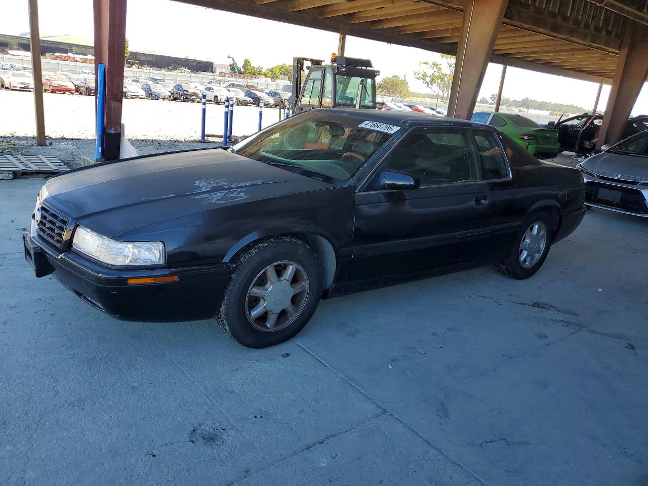 Salvage Cadillac Eldorado Image
