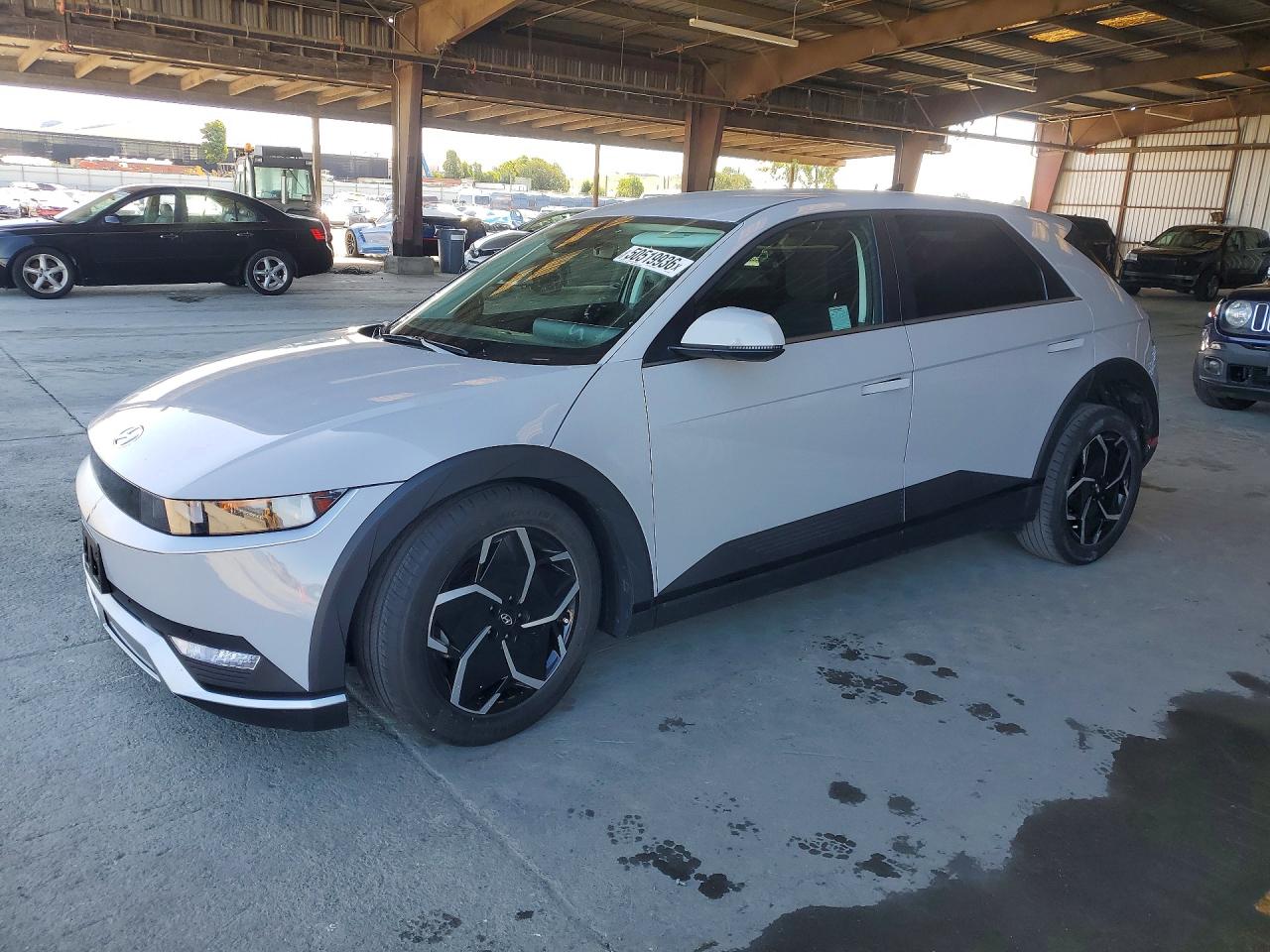 Salvage Hyundai Ioniq Image