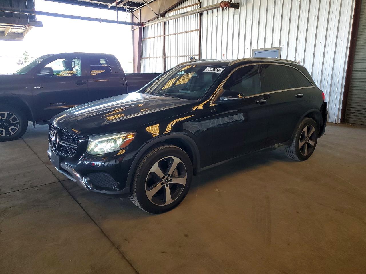 Salvage Mercedes-Benz GLC Image