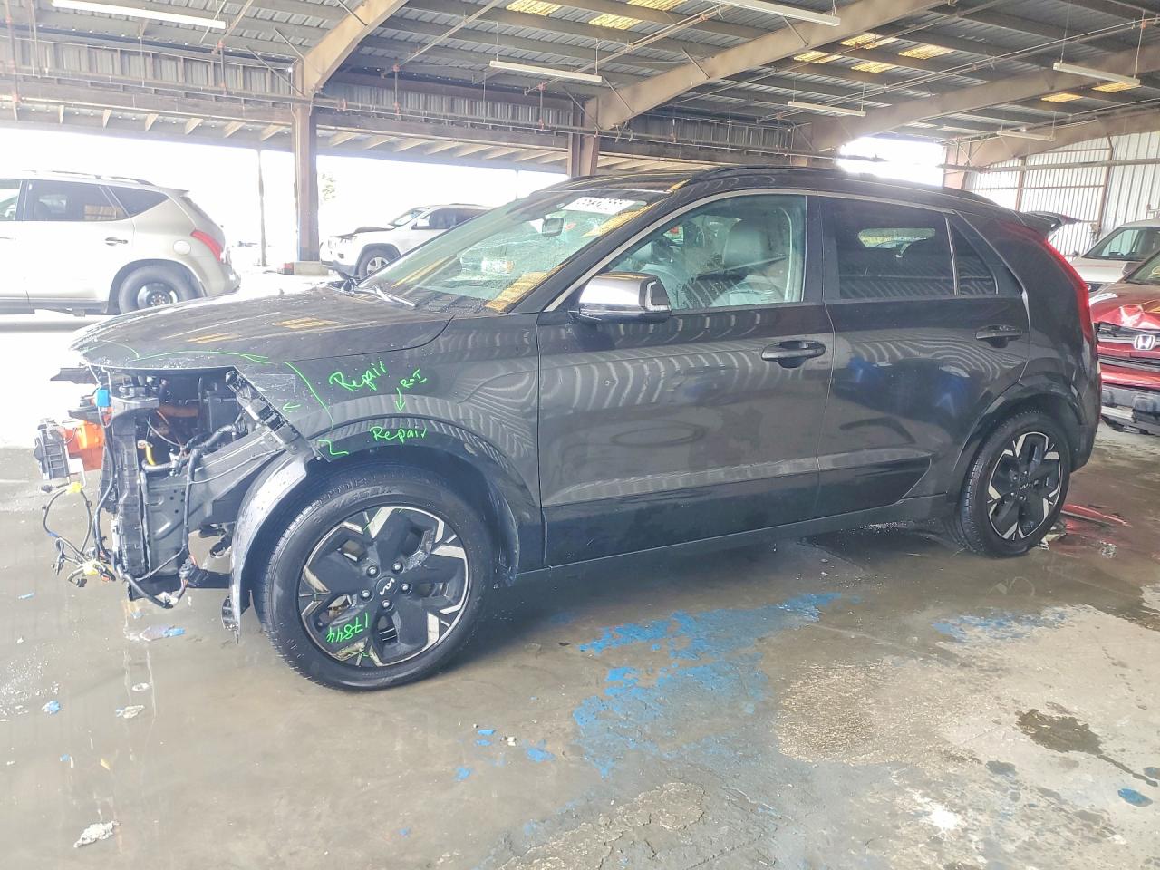 Salvage Kia Niro Image