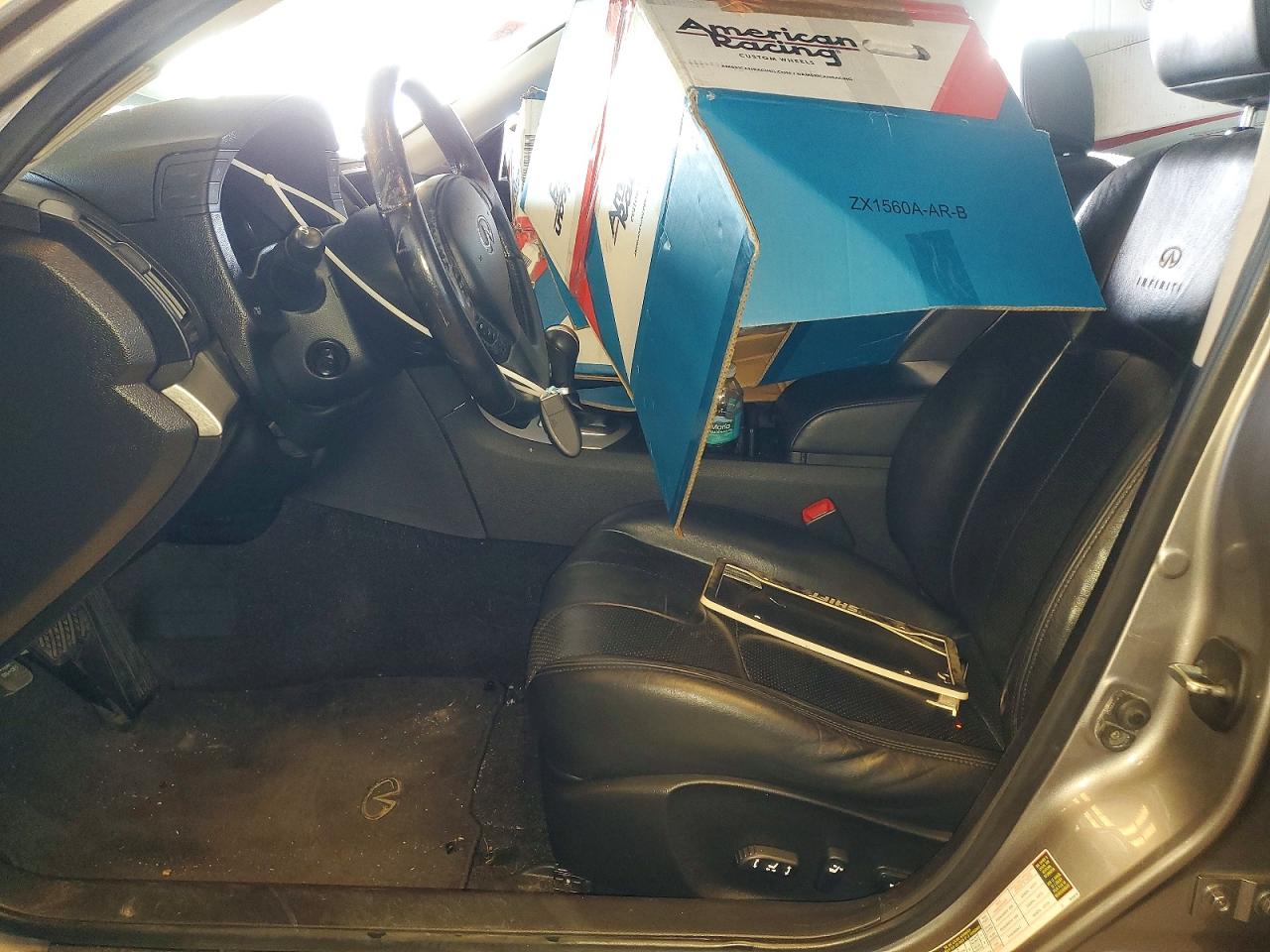INFINITI G37 Base