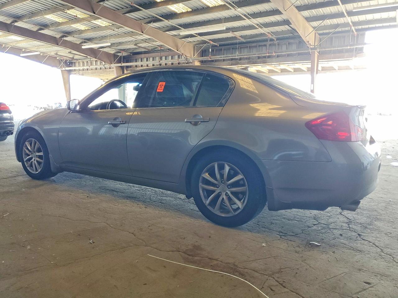 INFINITI G37 Base