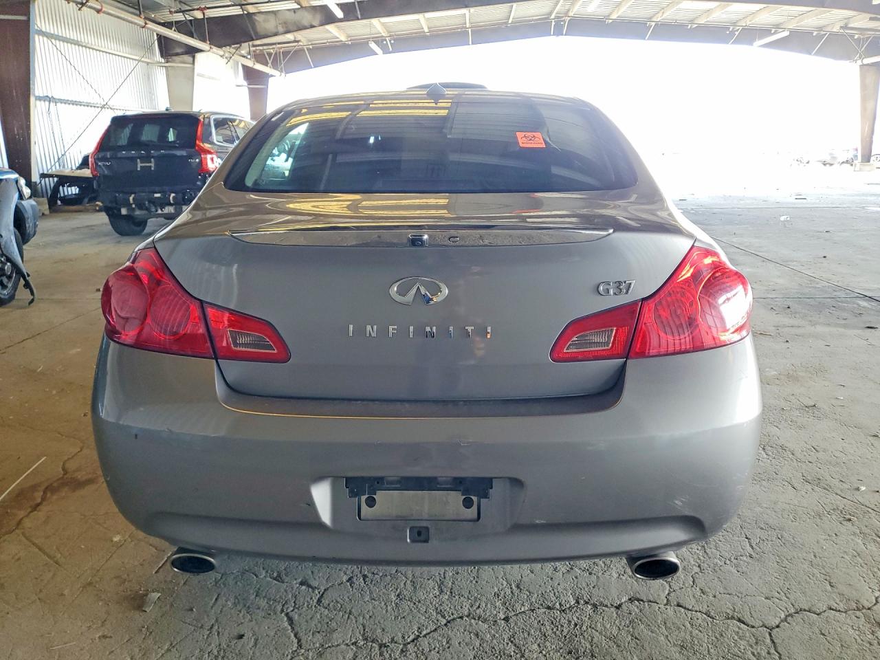 INFINITI G37 Base