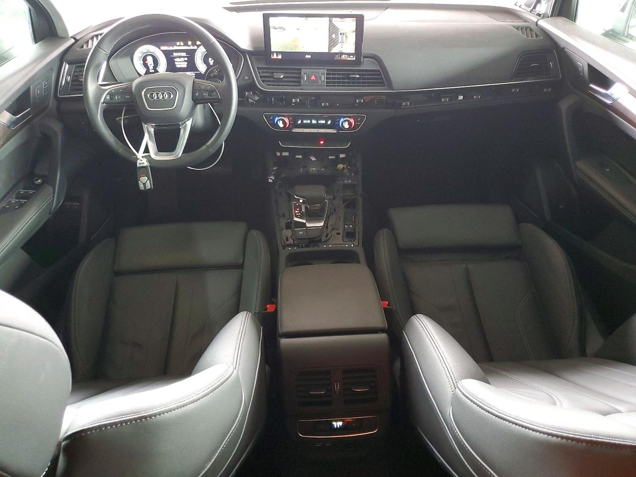 Audi Q5 Premium Plus 55