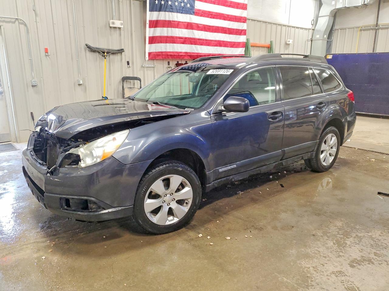 Salvage Subaru Outback Image
