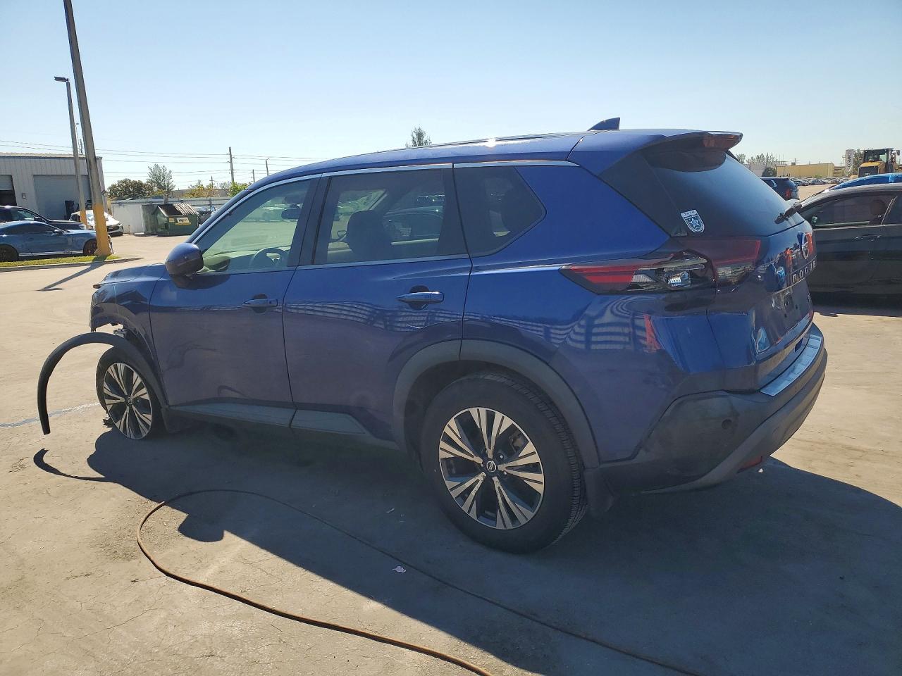 Nissan Rogue Sv
