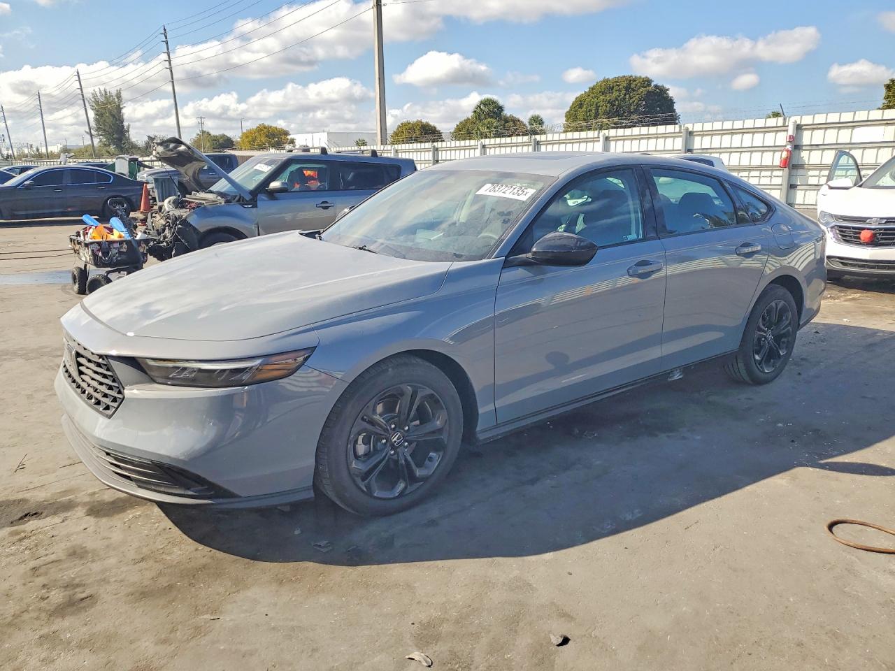 Salvage Honda Accord Image